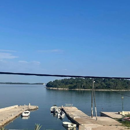 Apartments Esperanza Pašman Zewnętrze zdjęcie